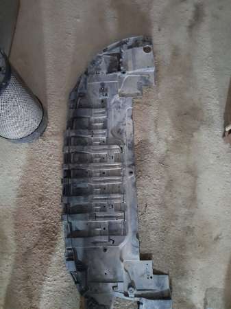 RENAULT R 12 ÇIKMA YEDEK TAMPON ALT MUHAFAZA TEMİZ